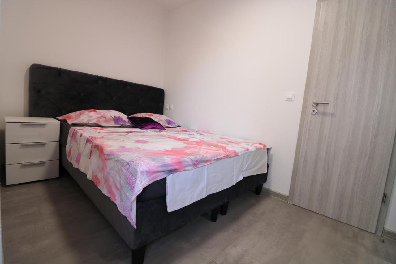 Apartament Klaudia Pula Zewnętrze zdjęcie